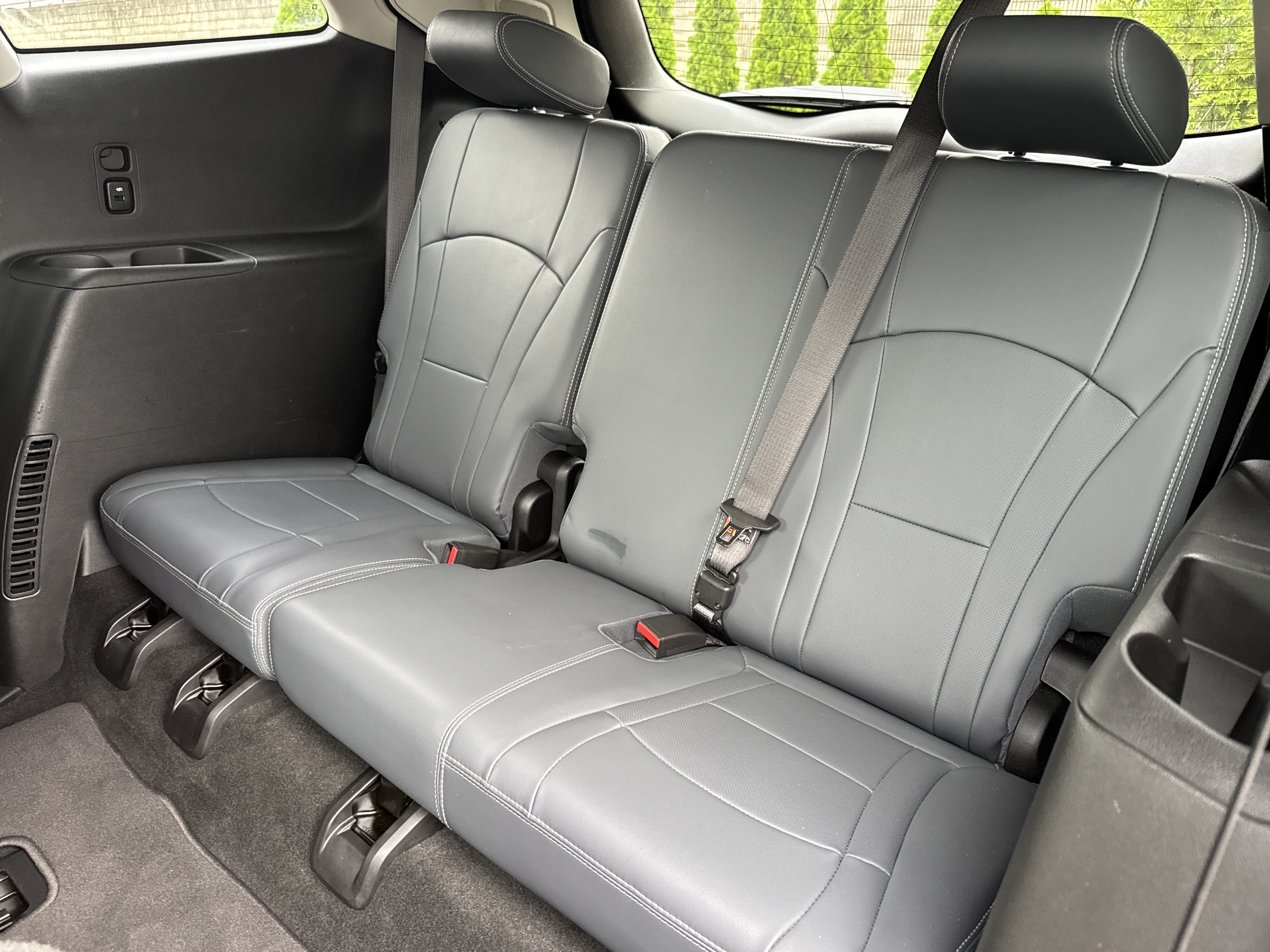 Used 2018 Buick Enclave Premium w/ Experience Buick Package FWD image 32