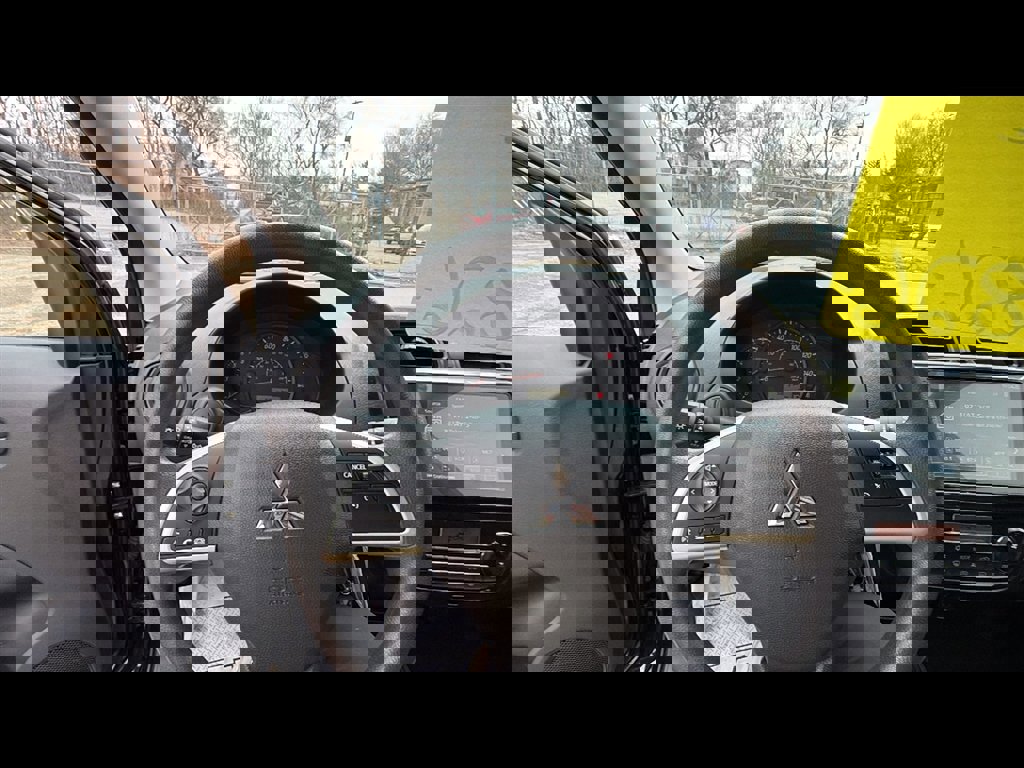 Used 2022 Mitsubishi Mirage G4 ES image 12