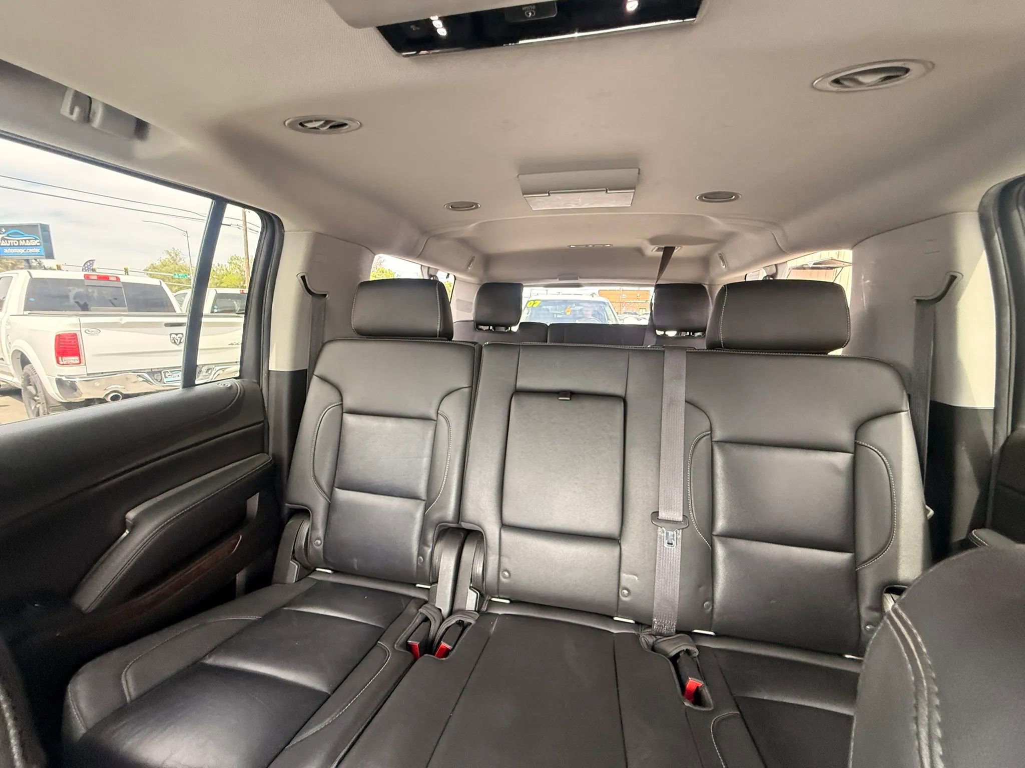 Used 2017 Chevrolet Suburban LT AWD/4WD image 14
