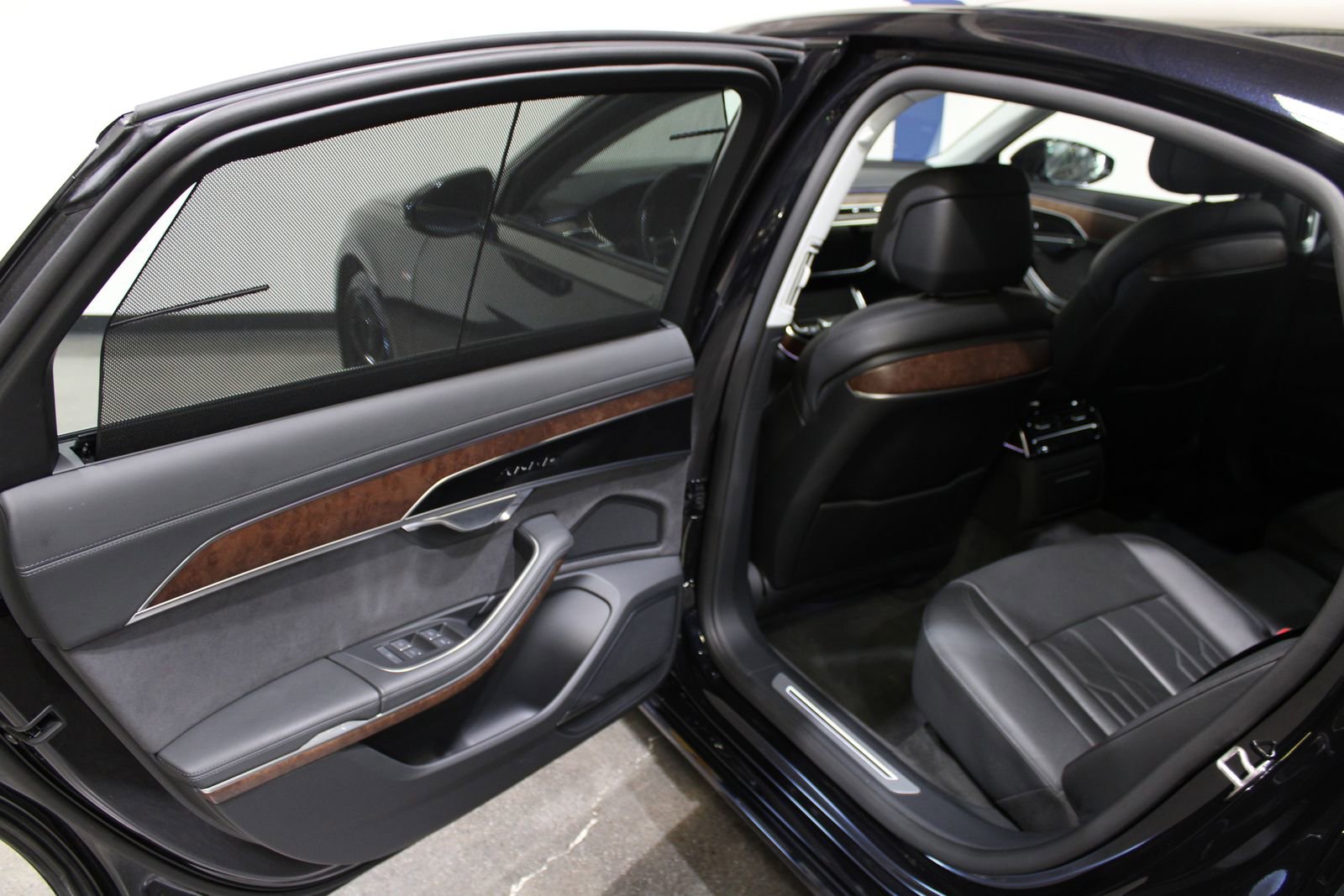 Used 2024 Audi A8 L 3.0T w/ Luxury Package AWD/4WD image 16