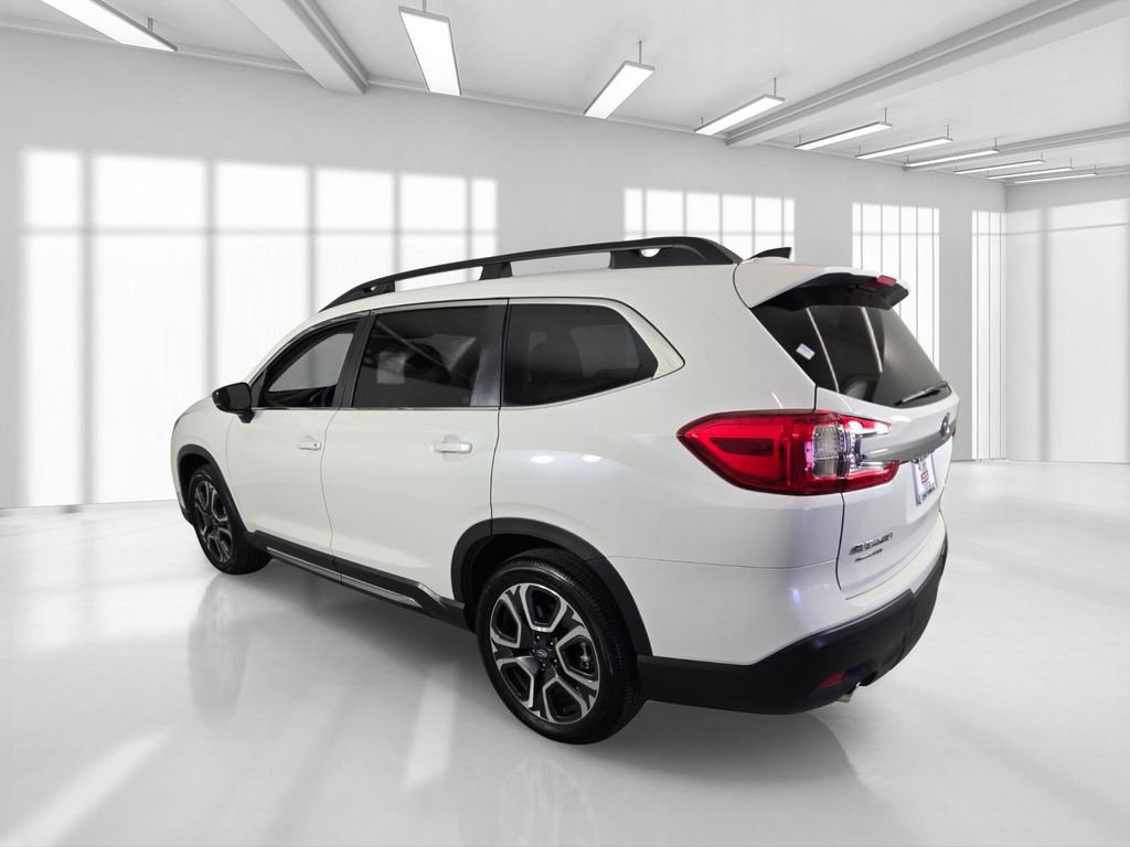 Certified 2024 Subaru Ascent Limited w/ Technology Package AWD/4WD image 5