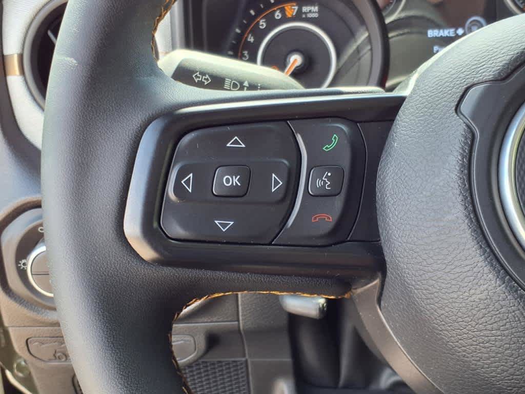 Used 2024 Jeep Gladiator Sport image 29