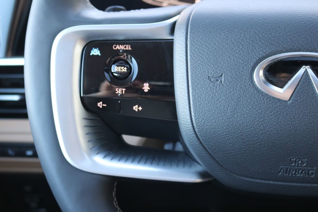 Certified 2025 INFINITI QX80 Luxe image 52