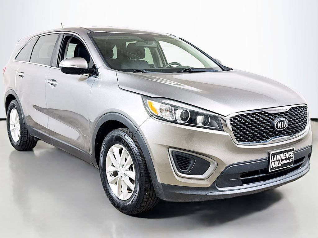 Used 2016 Kia Sorento L FWD image 3