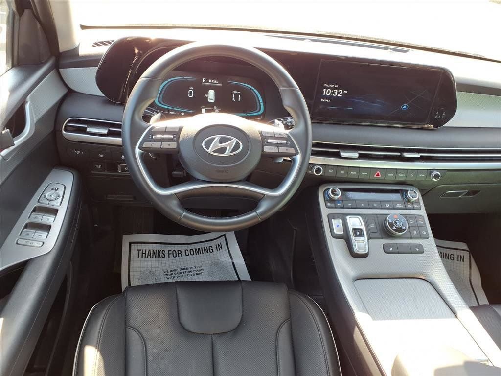 Used 2025 Hyundai Palisade SEL image 4