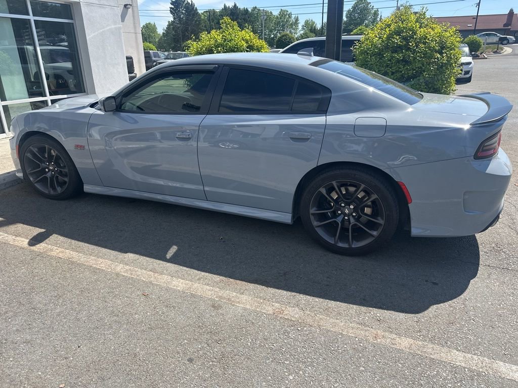 Used 2022 Dodge Charger Scat Pack RWD image 7