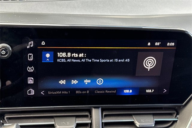 Used 2025 Chevrolet Trax LT w/ Driver Confidence Package image 26