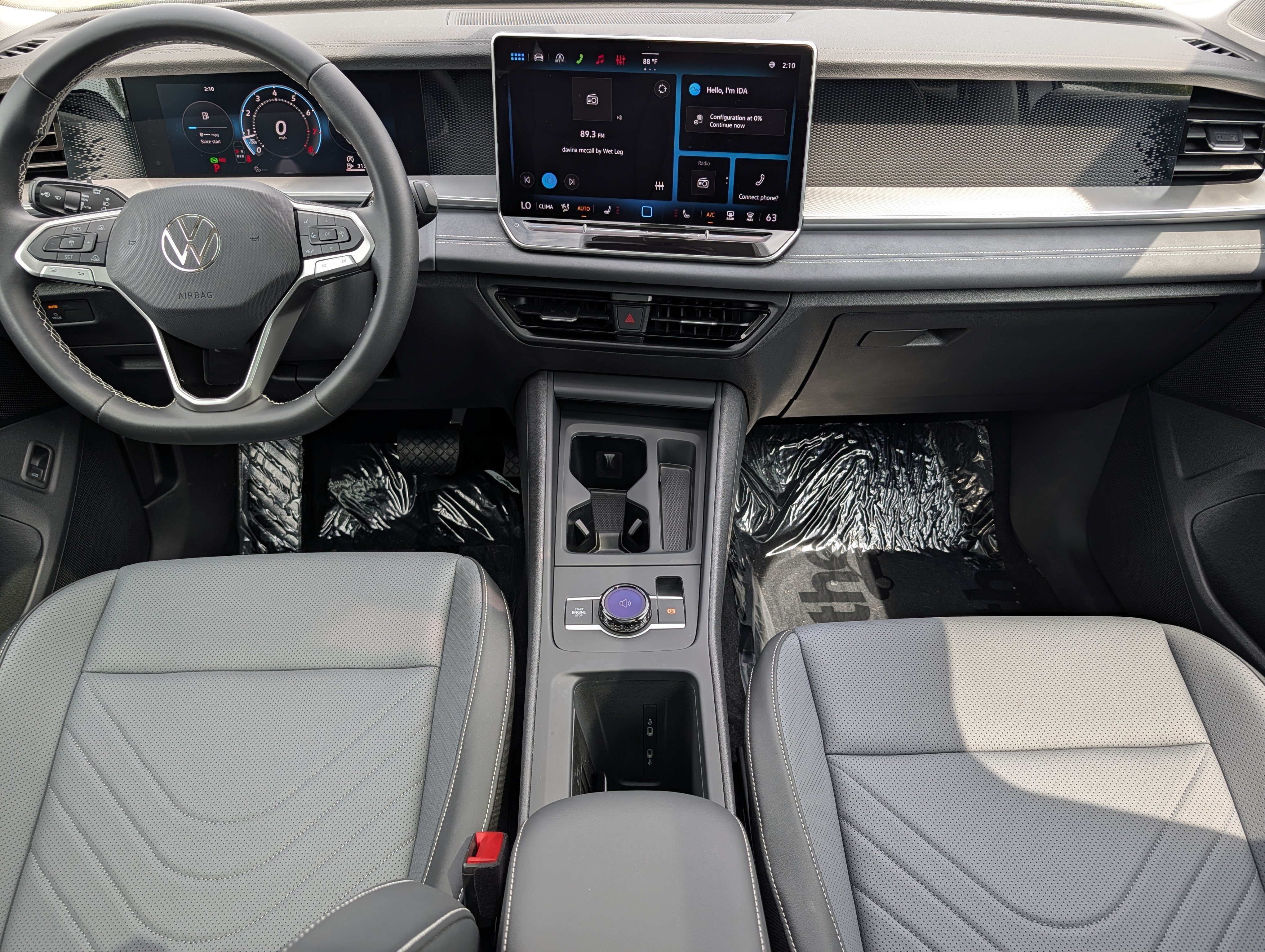 Certified 2026 Volkswagen Tiguan SE AWD/4WD image 13