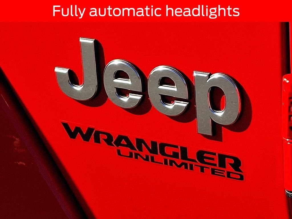 Used 2022 Jeep Wrangler Unlimited Sahara w/ Cold Weather Group image 29