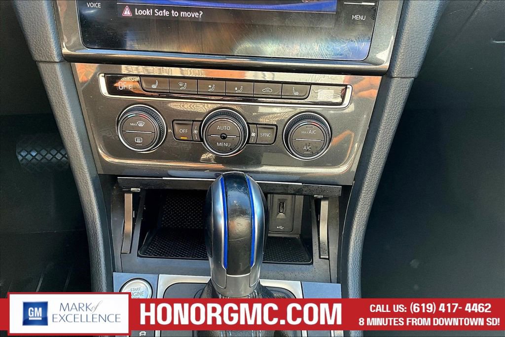 Used 2019 Volkswagen e-Golf SE w/ Driver Assistance Package FWD image 15
