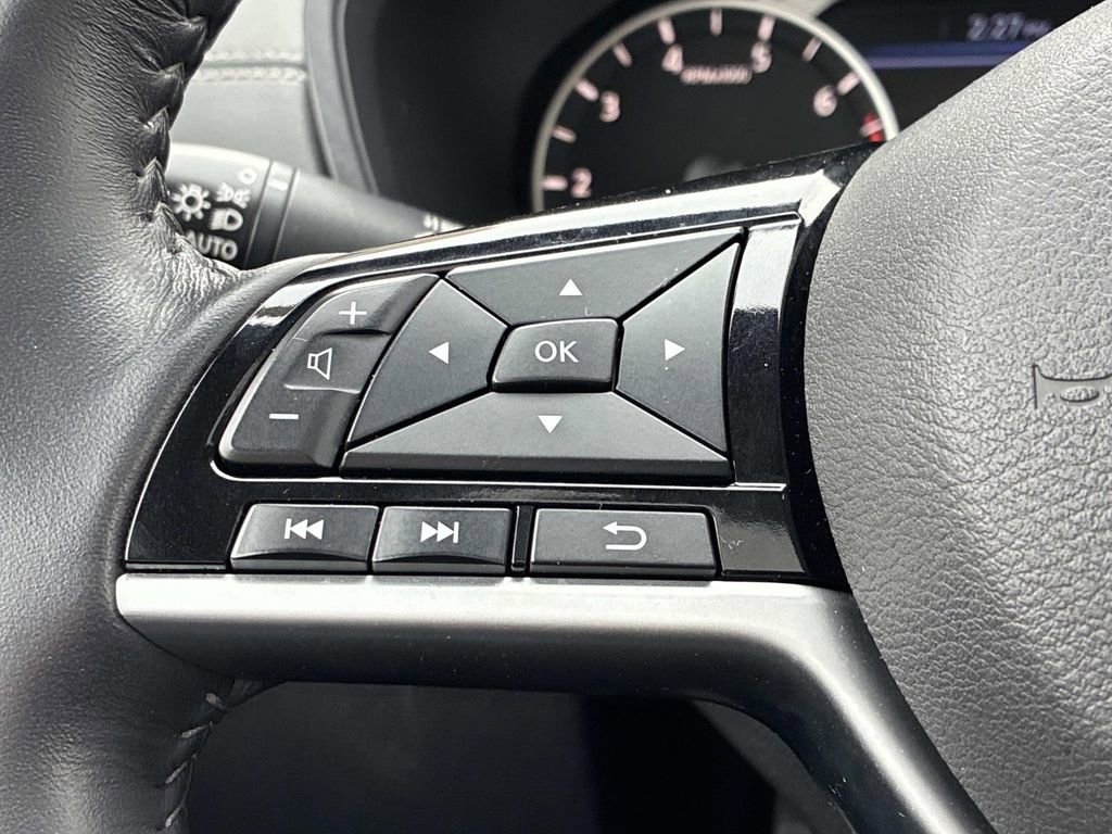 Certified 2021 Nissan Altima 2.5 SV w/ SV Premium Package image 23