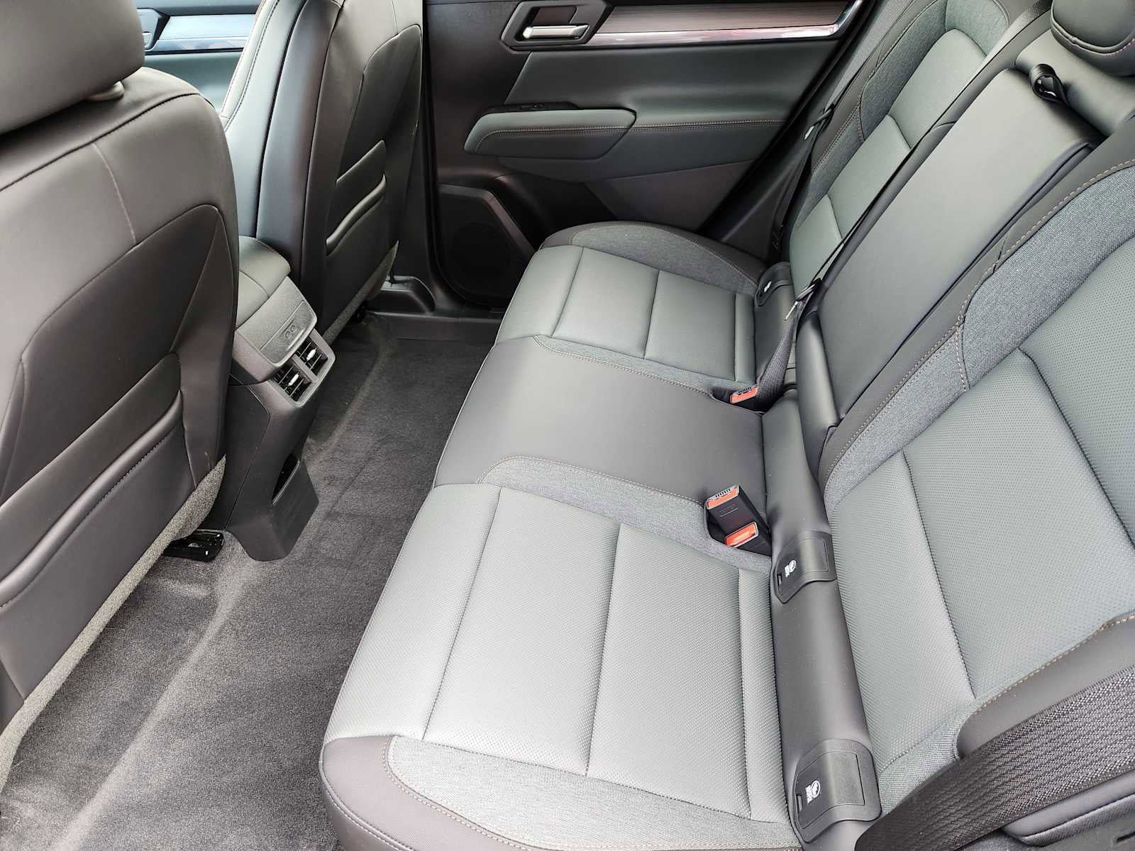 New 2026 GMC Terrain AT4 w/ Technology Package II image 10