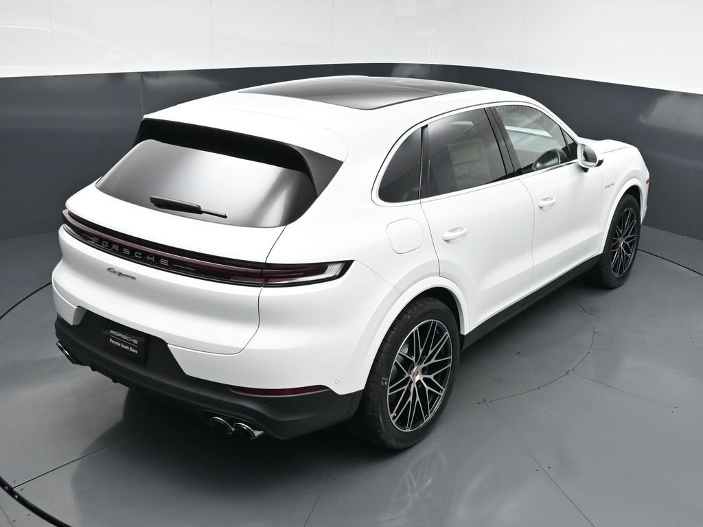 New 2026 Porsche Cayenne E-Hybrid AWD/4WD image 17