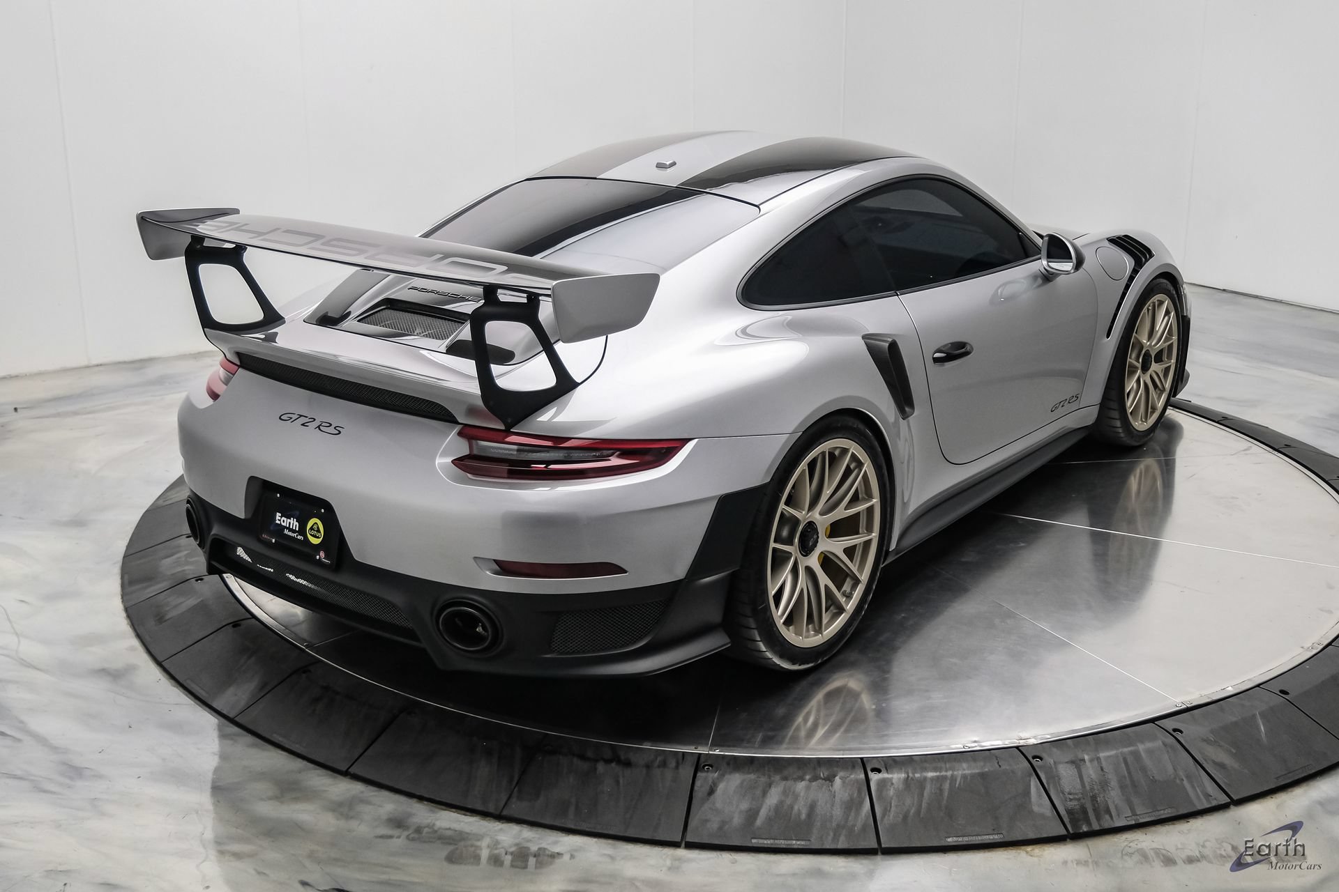 Used 2018 Porsche 911 GT2 RS RWD image 22