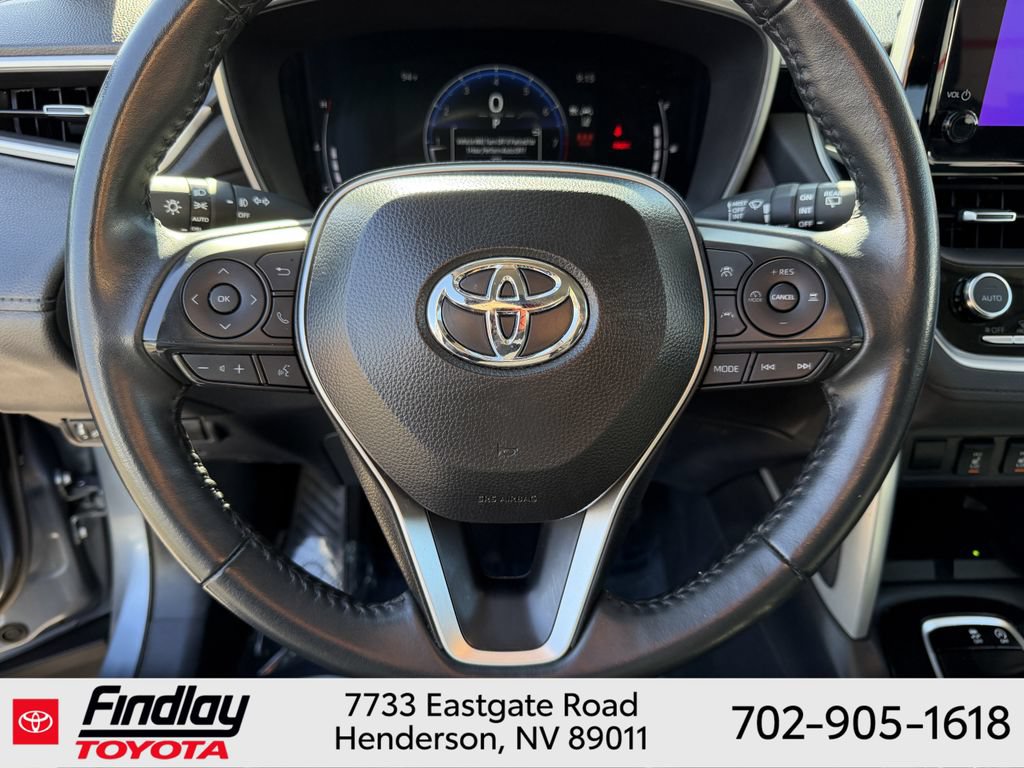 Certified 2025 Toyota Corolla Cross XLE FWD image 24