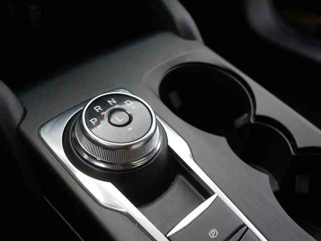 Used 2025 Ford Escape Active AWD/4WD image 32