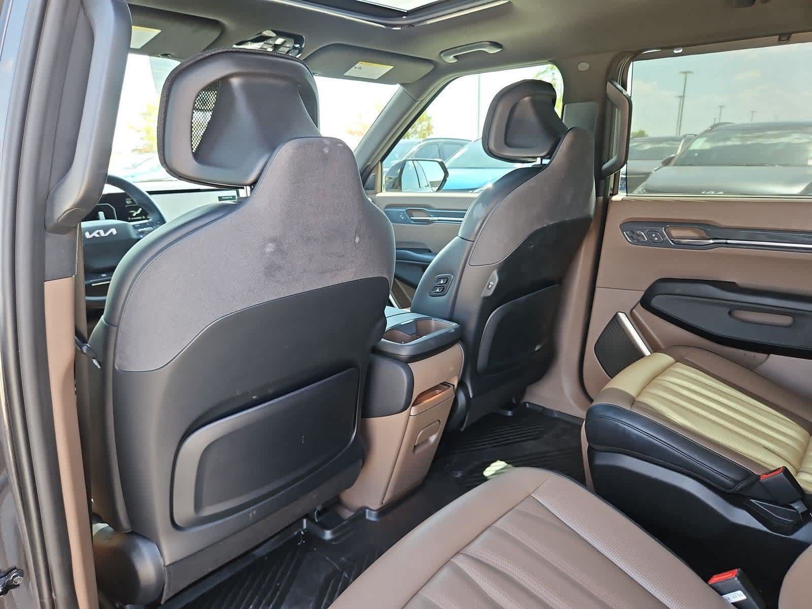 Certified 2024 Kia EV9 GT-Line AWD/4WD image 17