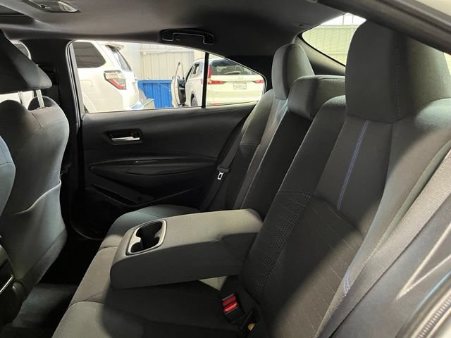 Used 2020 Toyota Corolla SE w/ SE Premium Package FWD image 18