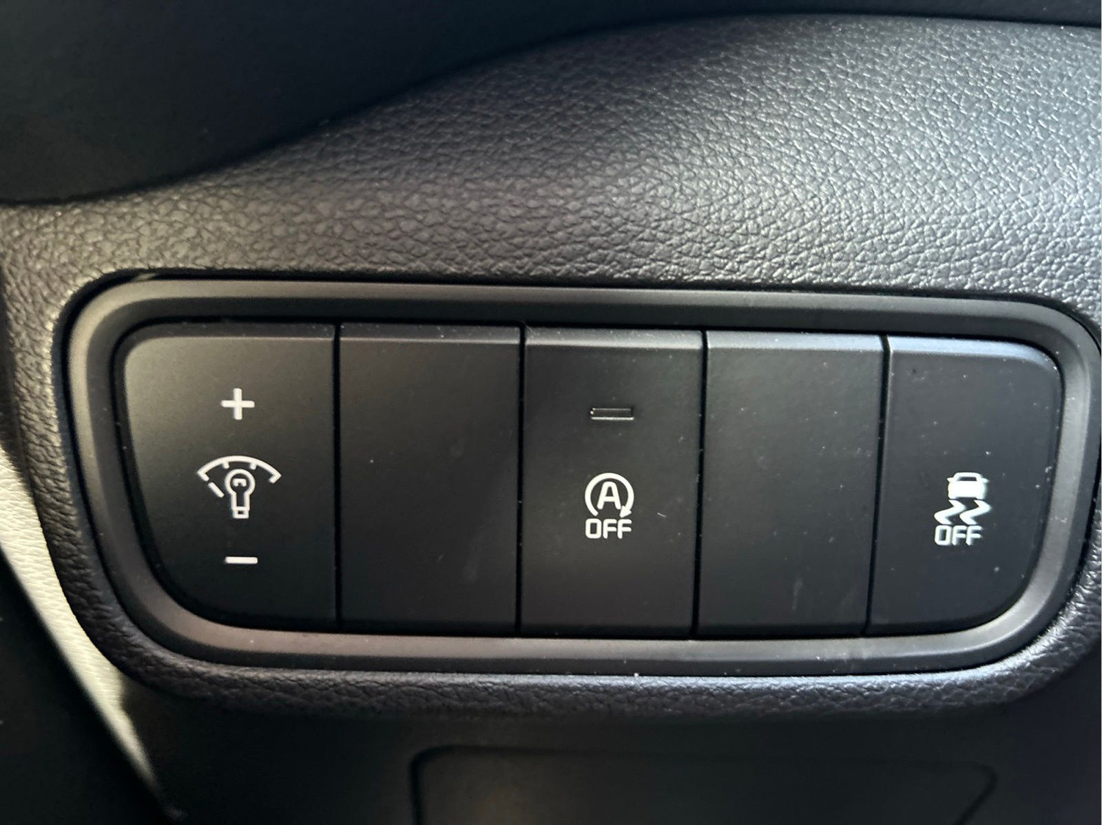 Used 2020 Kia Soul LX FWD image 25