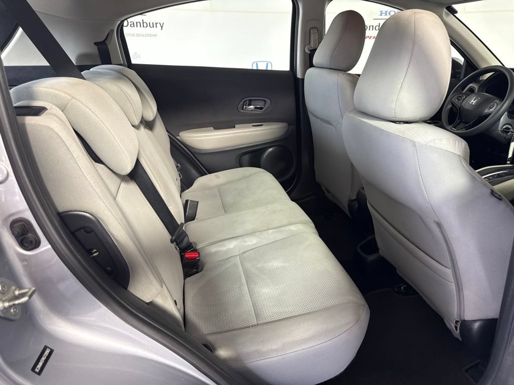 Used 2019 Honda HR-V LX image 8