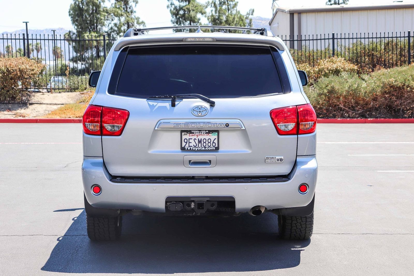Used 2016 Toyota Sequoia Limited w/ Safety & Convenience Package AWD/4WD image 6