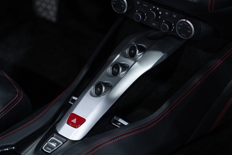 Used 2016 Ferrari California T RWD image 61
