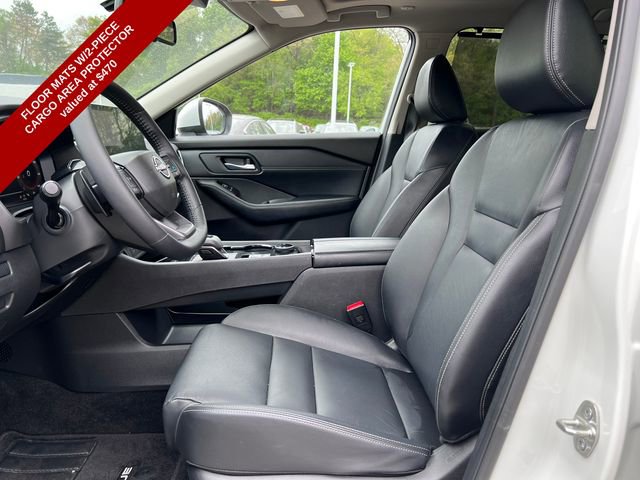 Used 2025 Nissan Rogue SL w/ Tech Package AWD/4WD image 4