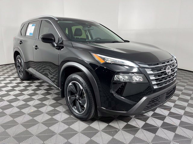 Used 2024 Nissan Rogue SV w/ SV Premium Package FWD image 3