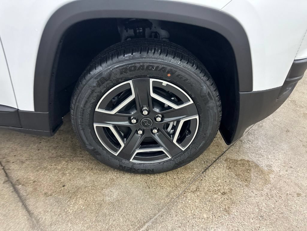 New 2026 Jeep Cherokee Laredo AWD/4WD image 12