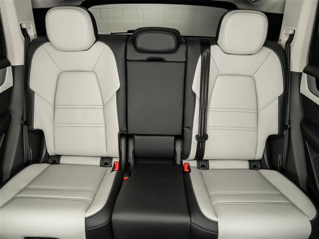 New 2026 Porsche Cayenne S image 33