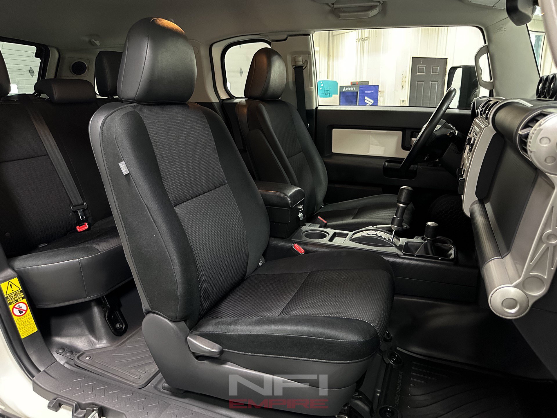 Used 2013 Toyota FJ Cruiser 4WD w/ Upgrade Pkg image 37