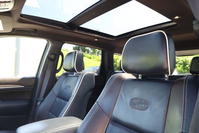 Used 2016 Jeep Grand Cherokee Overland AWD/4WD image 22