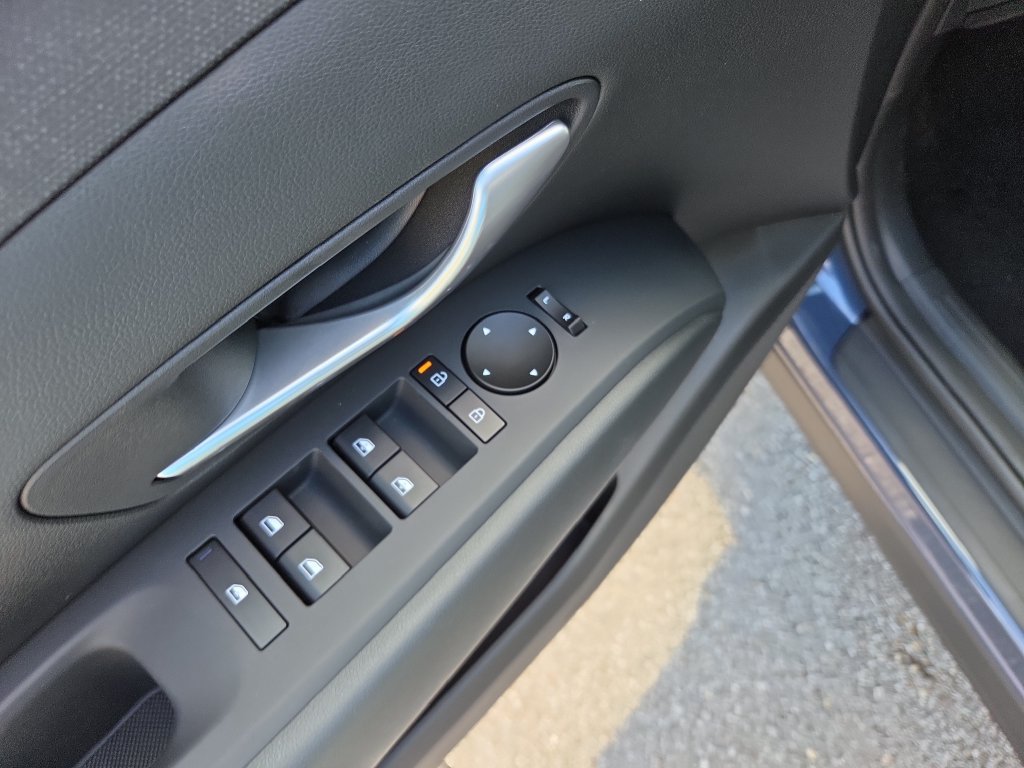 New 2026 Hyundai Tucson SEL FWD image 18