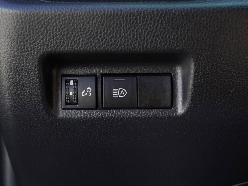 Used 2024 Toyota RAV4 LE image 12