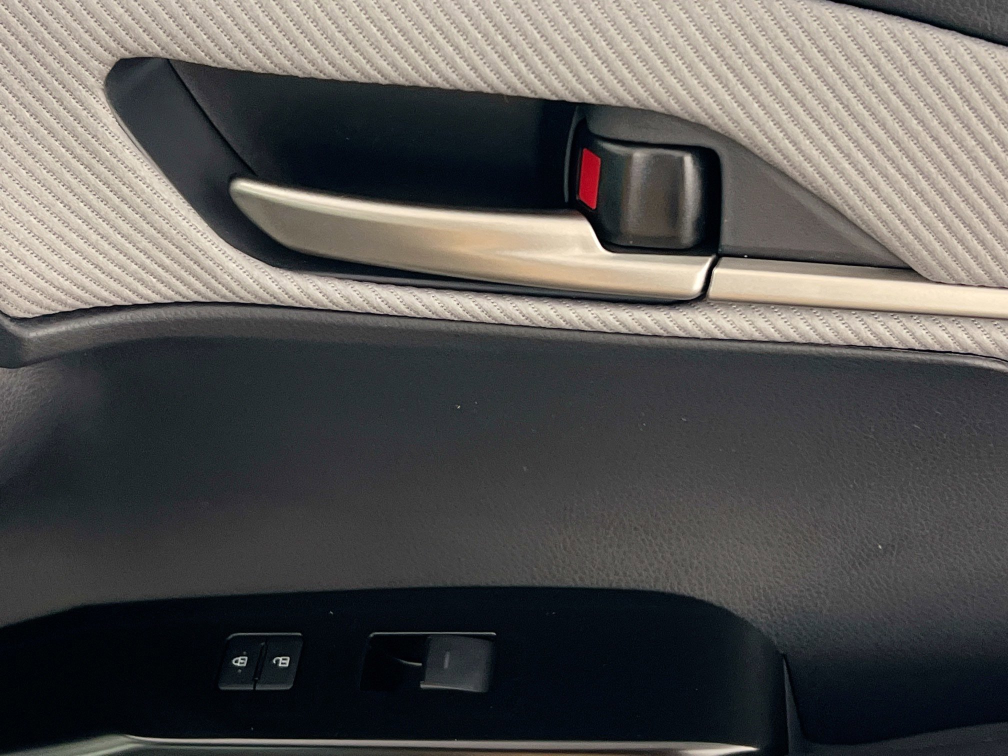 New 2026 Toyota Camry SE image 32