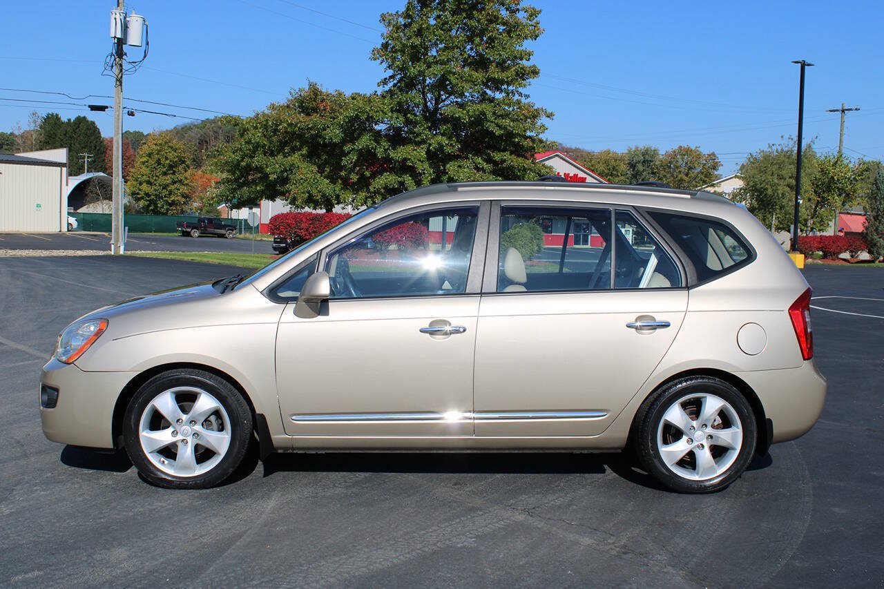 Used 2007 Kia Rondo EX w/ Premium Pkg FWD image 3