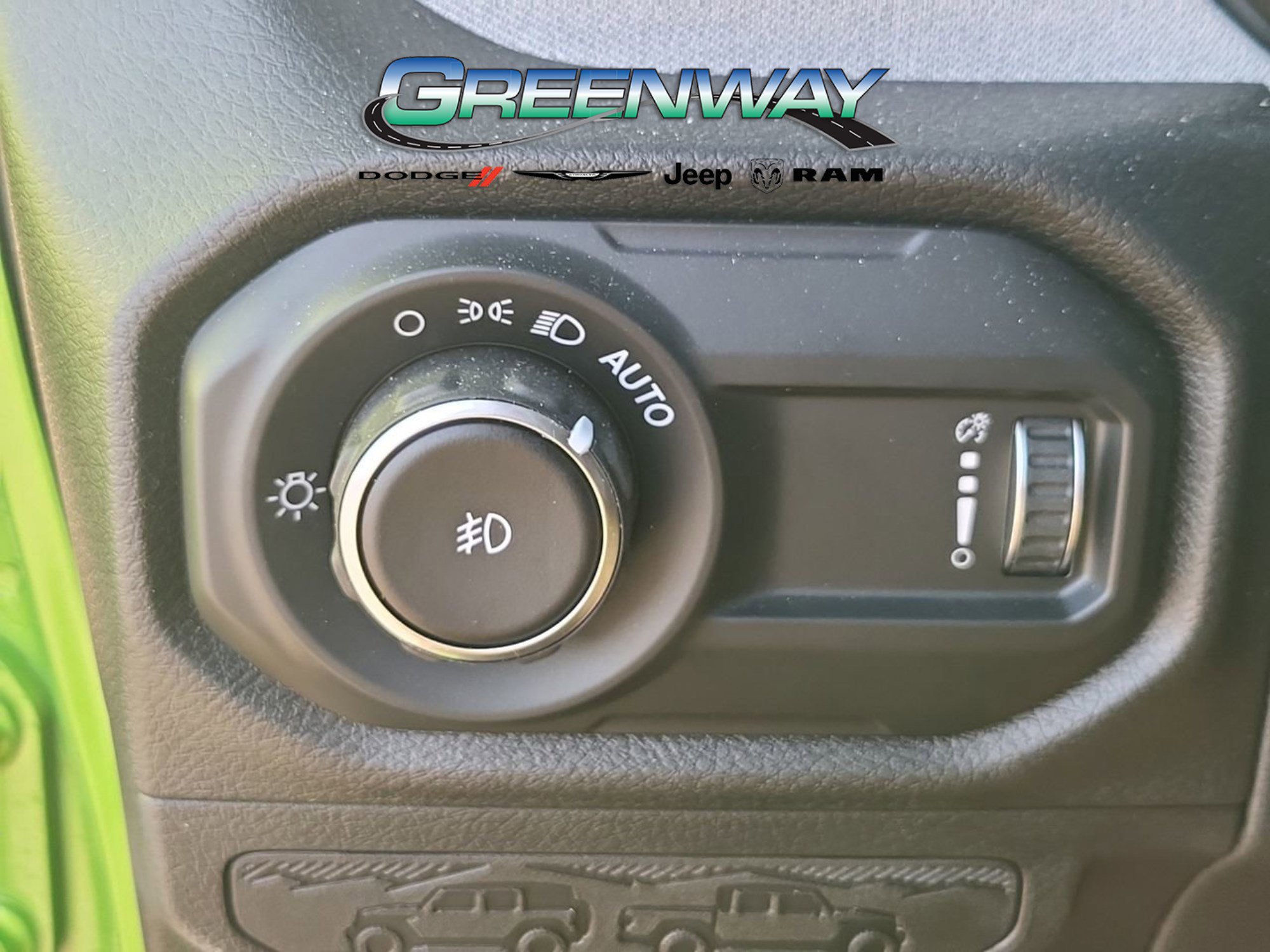 Used 2025 Jeep Wrangler Sport image 23