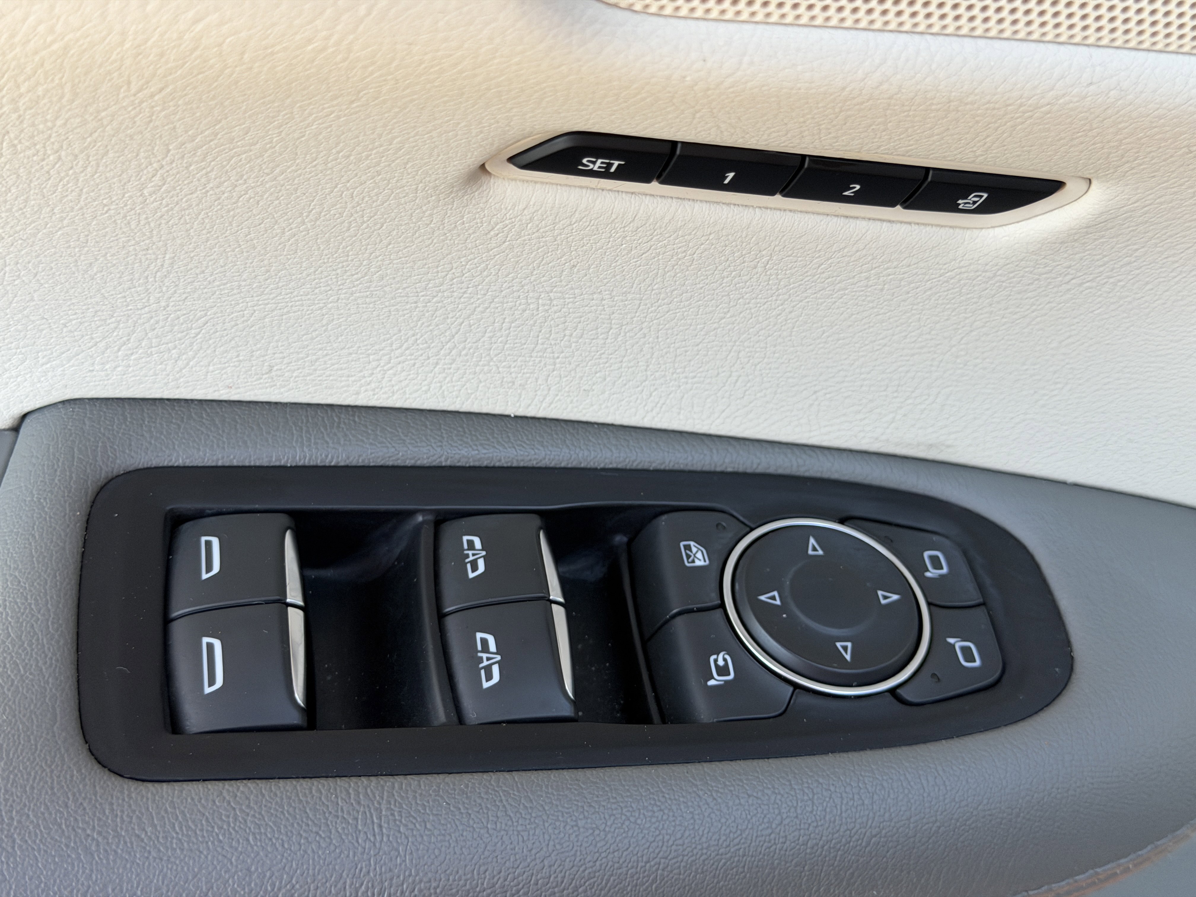 Used 2019 Cadillac XT5 Luxury image 18