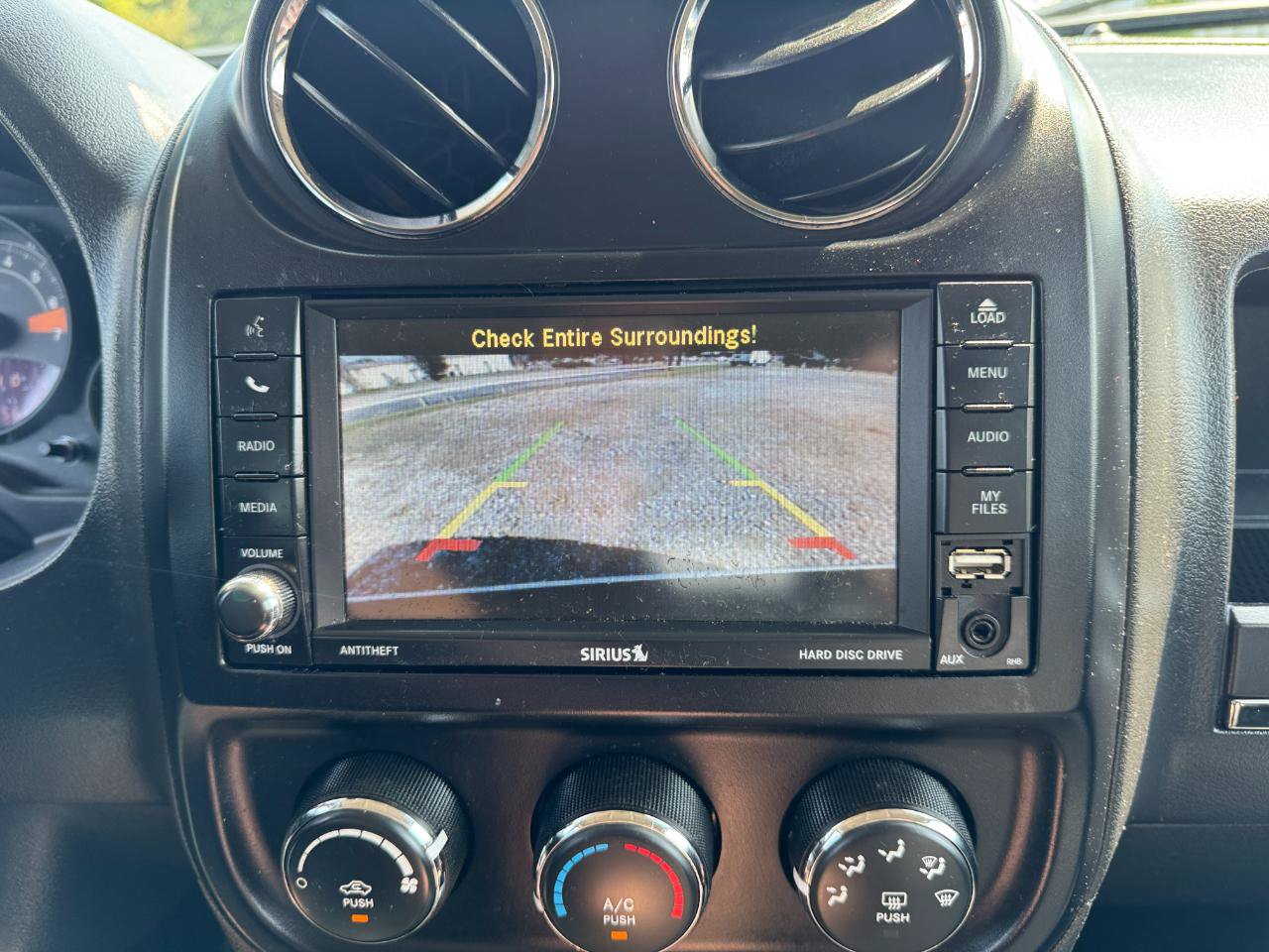 Used 2016 Jeep Patriot High Altitude FWD image 31