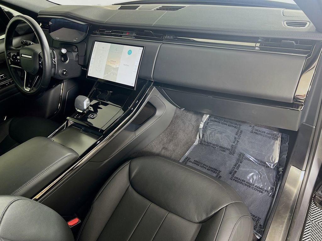 Certified 2024 Land Rover Range Rover Sport Dynamic SE image 31
