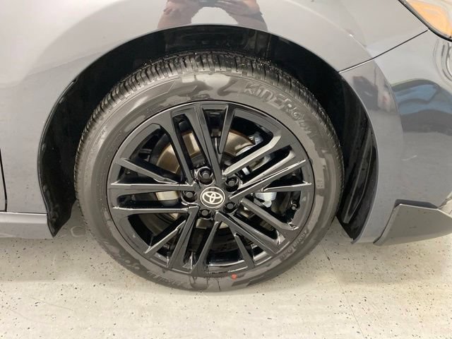 Used 2026 Toyota Camry SE AWD/4WD image 8