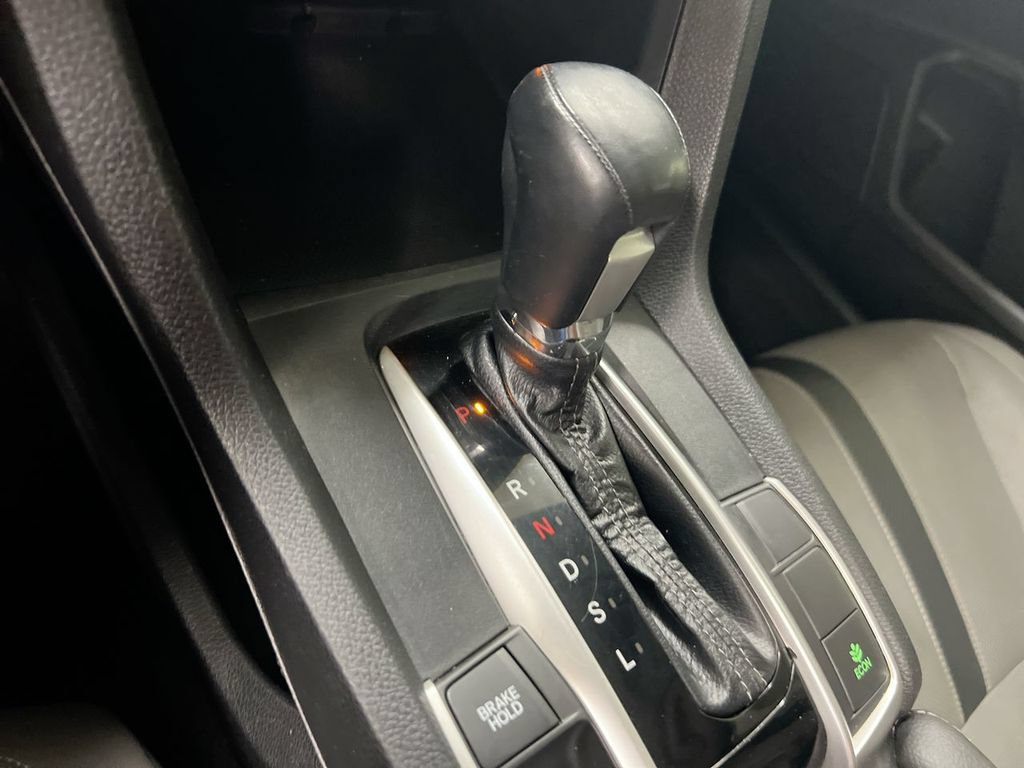 Used 2018 Honda Civic Touring image 18
