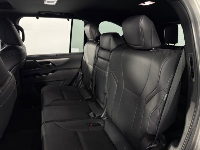 Used 2023 Lexus LX 600 F Sport image 16