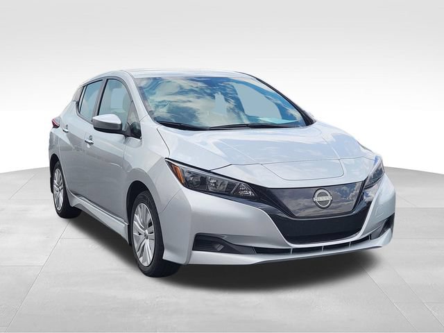 Used 2023 Nissan Leaf S FWD image 7