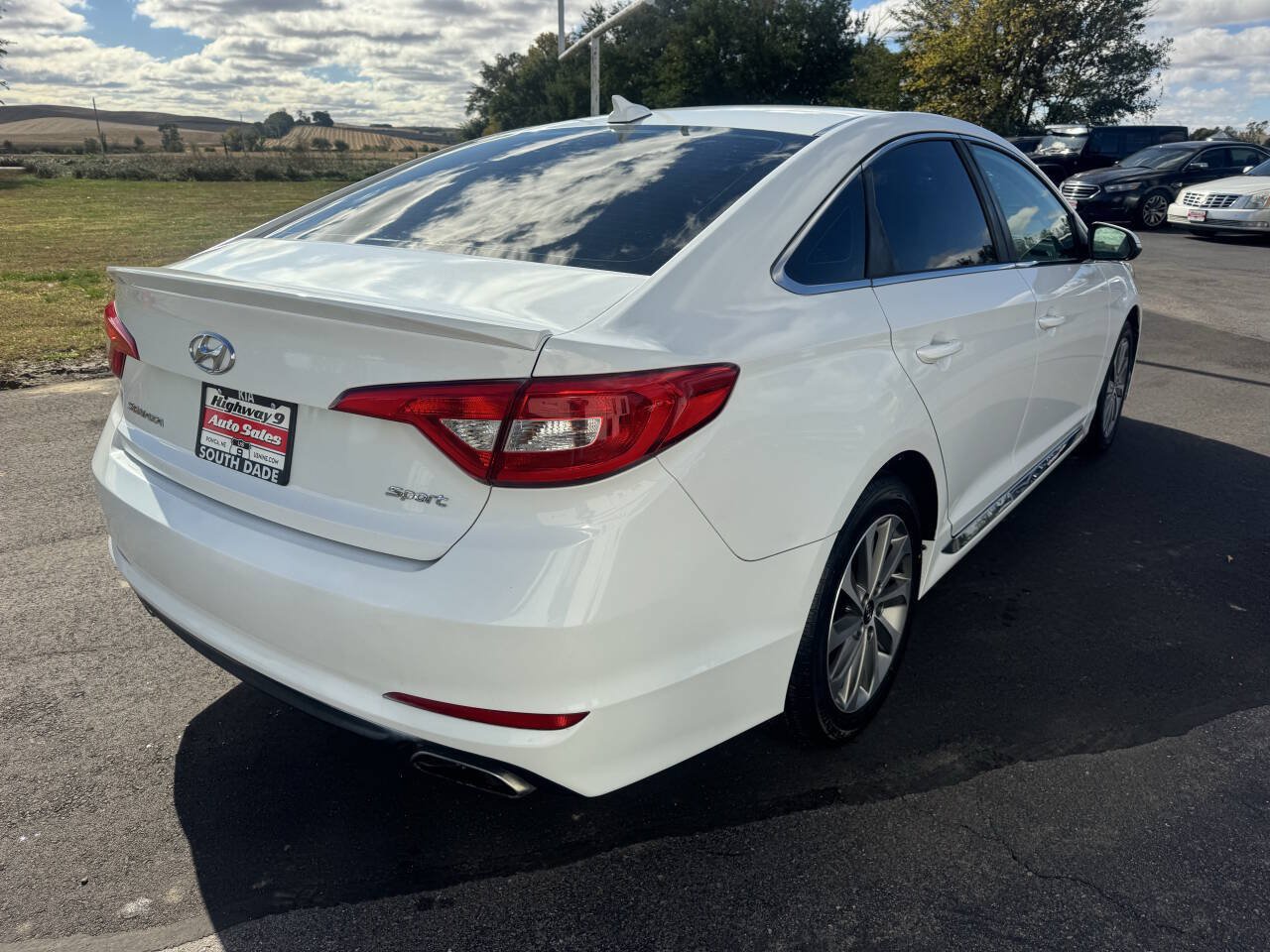 Used 2015 Hyundai Sonata Sport FWD image 5