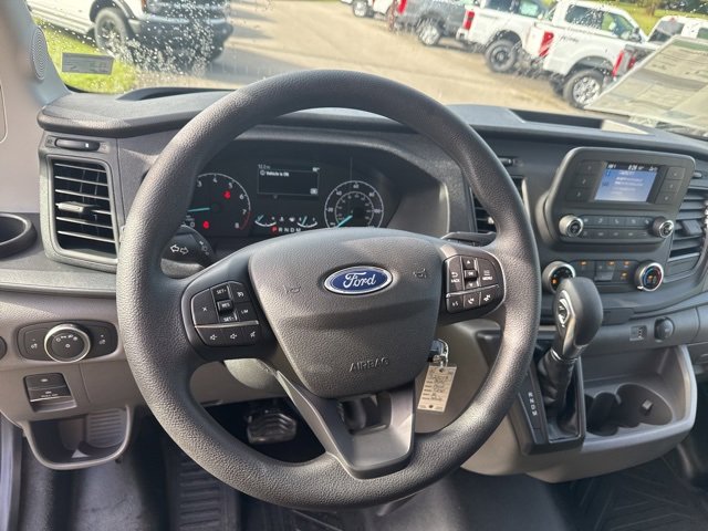 New 2025 Ford Transit 250 148 Medium Roof image 23