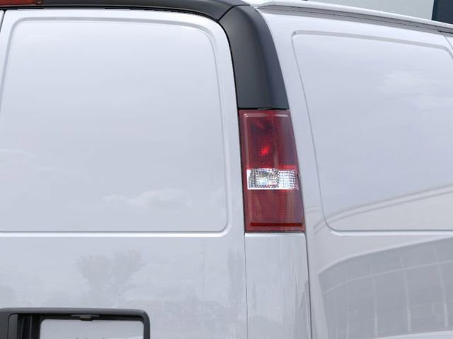 New 2025 GMC Savana 2500 w/ Driver Convenience Package image 11
