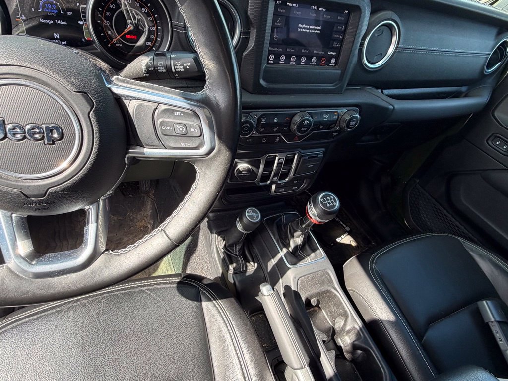 Used 2021 Jeep Wrangler Unlimited Sahara w/ Dual Top Group AWD/4WD image 13