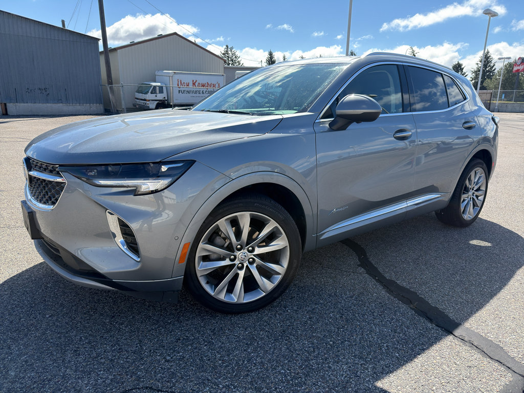 Used 2023 Buick Envision Avenir image 1