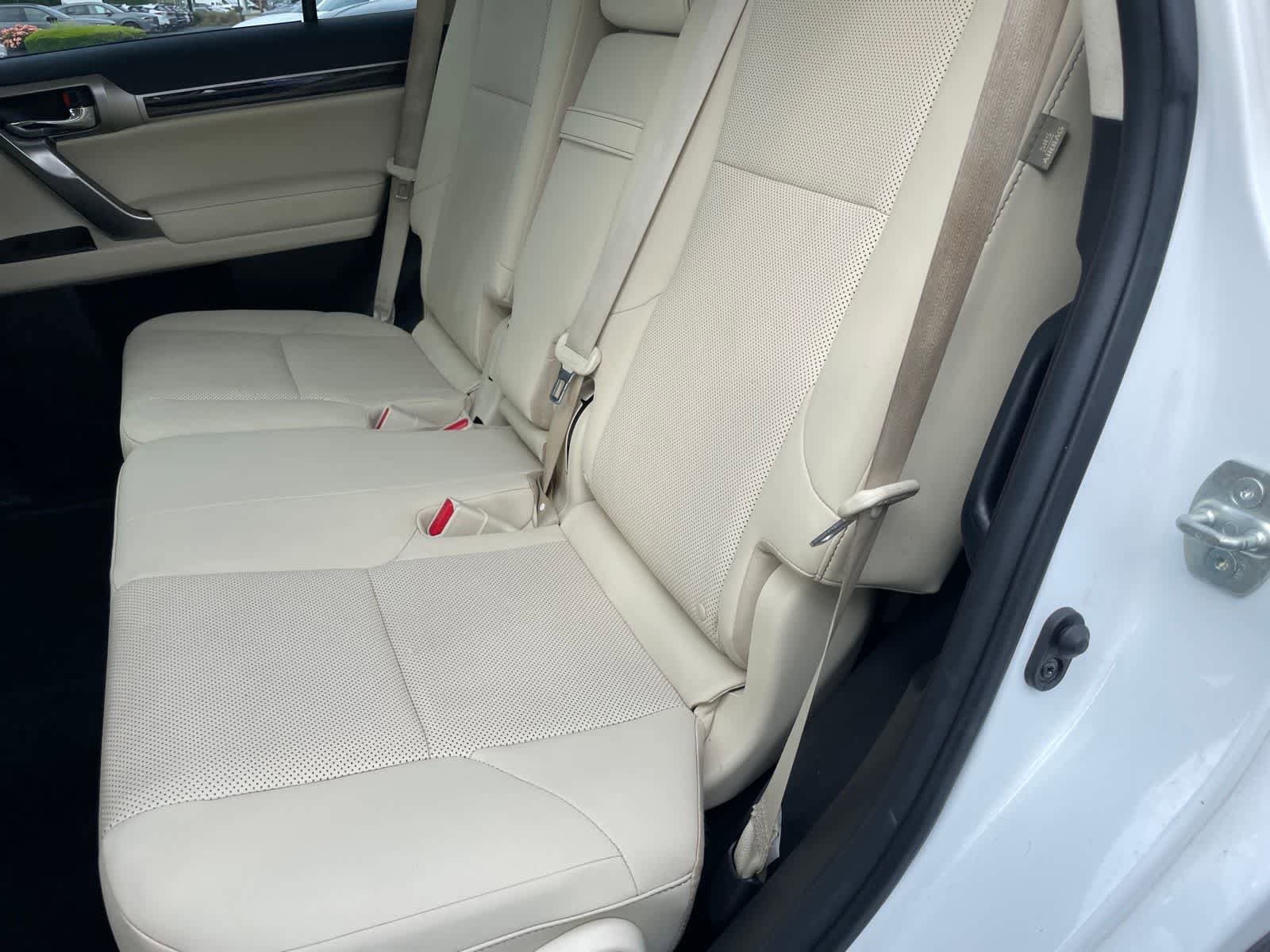 Used 2022 Lexus GX 460 Premium w/ Premium Plus Package AWD/4WD image 22